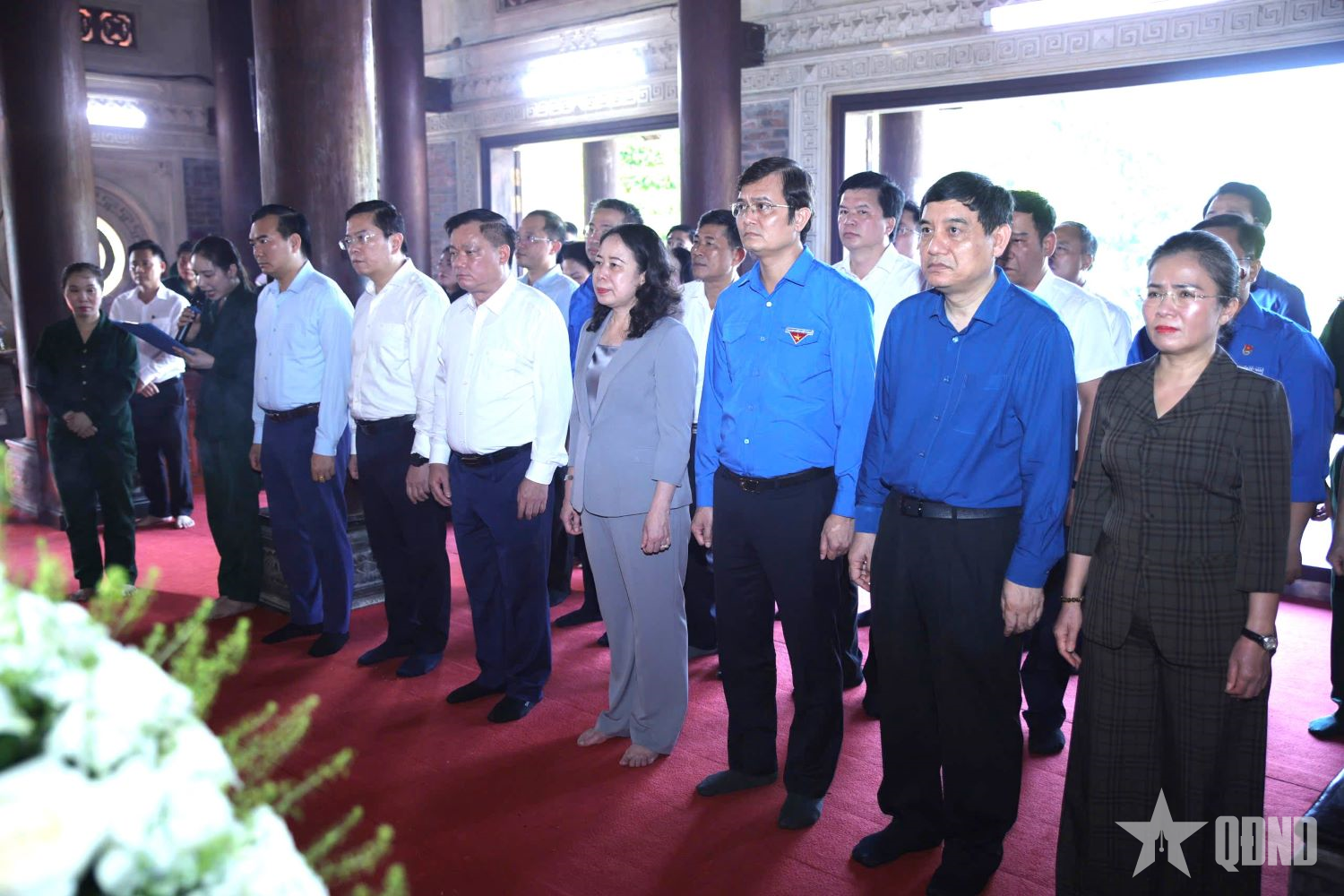 Phó chủ tịch nước Võ Thị Ánh Xuân dâng hương tại Khu di tích lịch sử quốc gia Truông Bồn